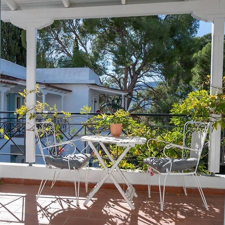 Odyssey Suites Poros Town Exterior photo